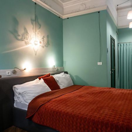 Apart Hotel Michelle Odessa Buitenkant foto