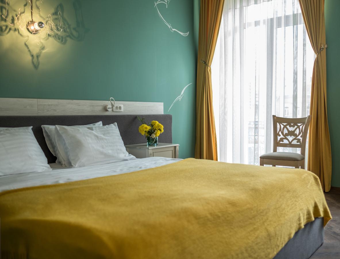 Apart Hotel Michelle Odessa Buitenkant foto