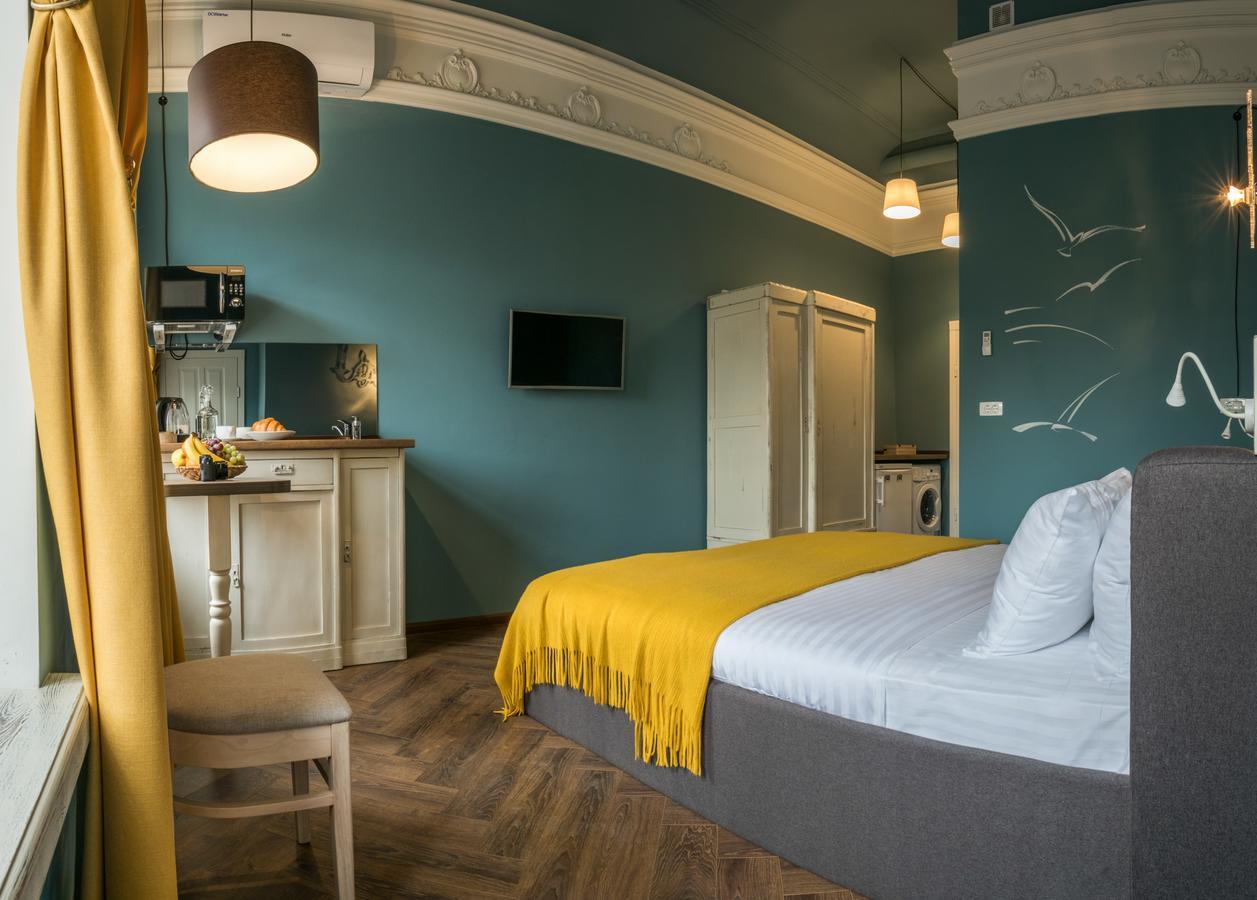 Apart Hotel Michelle Odessa Buitenkant foto